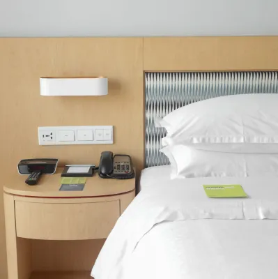 Four Points by Sheraton Surabaya, Tunjungan Plaza Rooms Photos