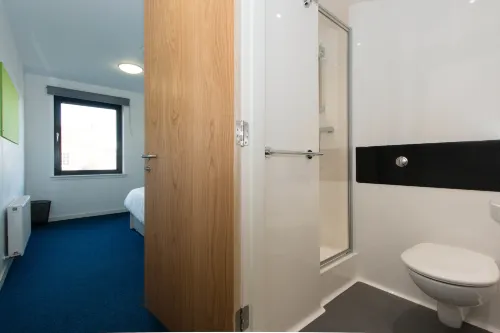 Destiny Student – Murano (Campus Accommodation) Chambres Photos