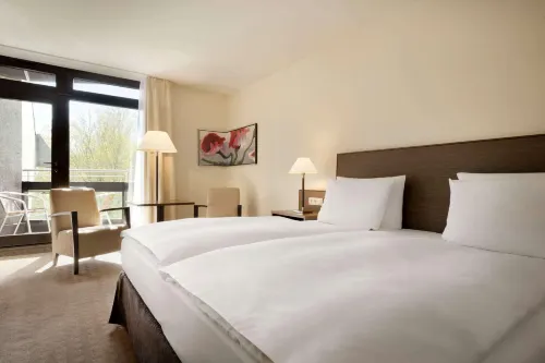 Ramada by Wyndham Nuernberg Parkhotel Rooms Photos
