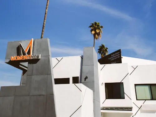 The Moment Hotel Exterior Photos