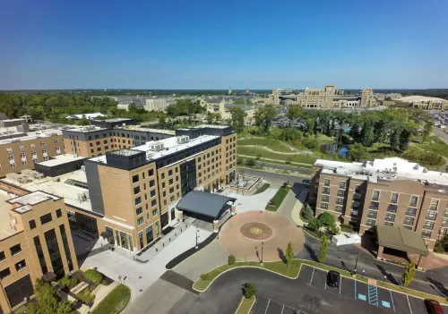 Embassy Suites by Hilton South Bend at Notre Dame Exterior Photos