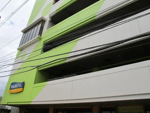 Sugbutel Family Hotel Cebu powered by Cocotel Экстерьер Photos