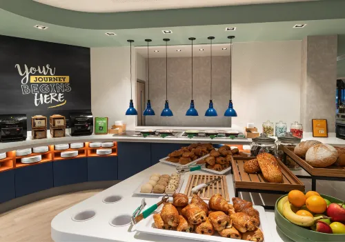 Hampton by Hilton Torquay Restauration Photos