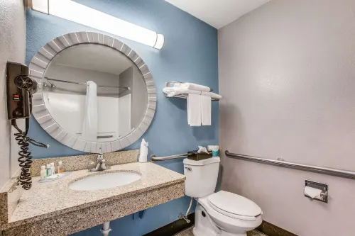Quality Inn Atlanta Airport-Central Rooms Photos