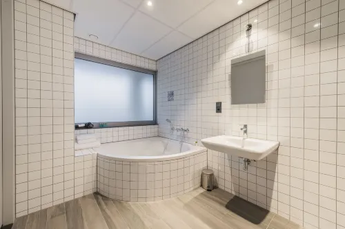 Urban Lodge Hotel Photos