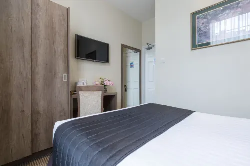 Kensington Gardens Hotel Rooms Photos