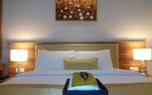Grand Serela Yogyakarta Kamar Photos