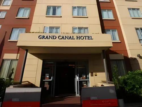 Grand Canal Hotel Rooms Photos