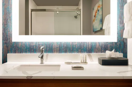 La Quinta Inn & Suites by Wyndham Marysville Rooms Photos