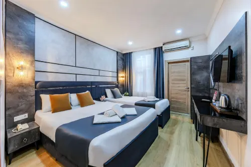 La Pazza Suites Photos