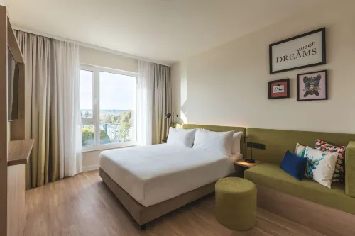 Hampton by Hilton Konstanz Featured Photos