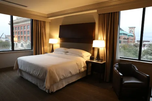 The Westin Houston Downtown Rooms Photos