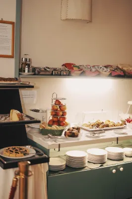 The Galileo Hotel Dining Photos