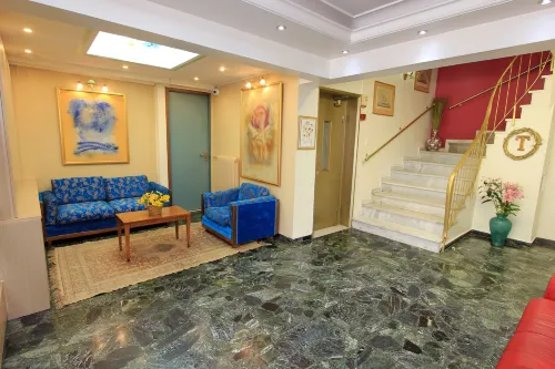 Triton Hotel Piraeus Espaces publics Photos