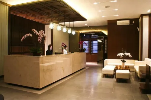 Balcony Hotel Sukabumi Public Areas Photos