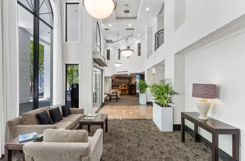 Parkside Hotel & Apartments Public Areas Photos