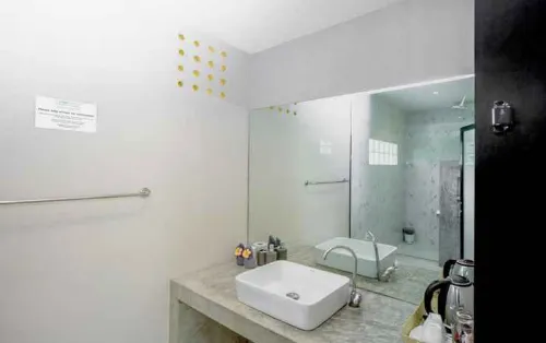 Naiharn Beach Resort Camere Photos