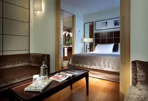 Eurostars Grand Marina Hotel GL Zimmer Photos
