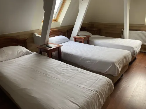 Hotel Isis Photos