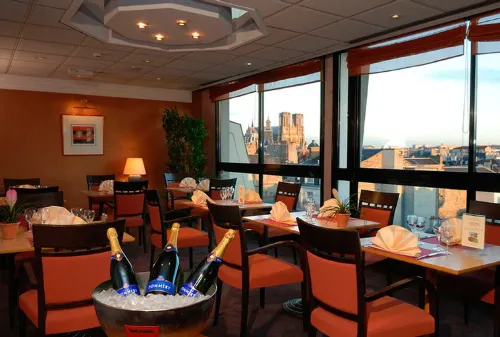 Holiday Inn Reims - City Centre Ruokailu Photos