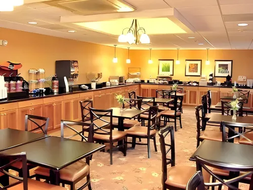 Fairfield Inn & Suites Great Barrington Lenox/Berkshires Featured Photos
