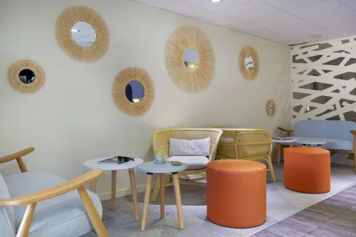 Hôtel Kyriad Marseille Est Aubagne Gémenos Espaces publics Photos