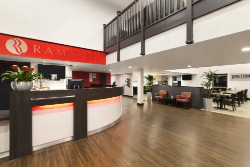 Ramada by Wyndham Hounslow - Heathrow East パブリックスペース Photos