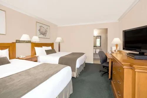 Travelodge by Wyndham Lemoore Near Naval Air Station Photos