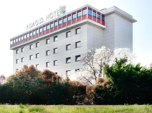 Abacus Hotel Extérieur Photos