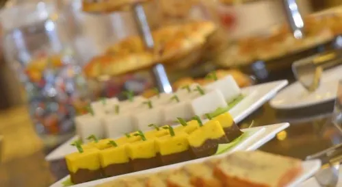 Grand Tjokro Hotel Balikpapan Dining Photos