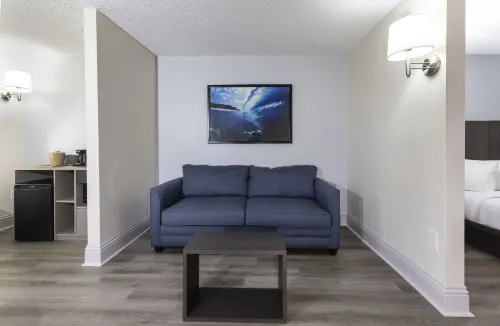 Avanti International Resort Rooms Photos