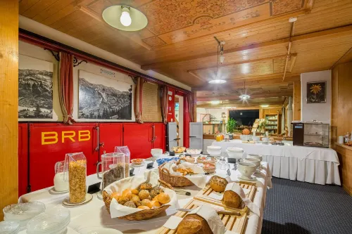 Hotel Lindenhof by Crossworld AG Dining Photos