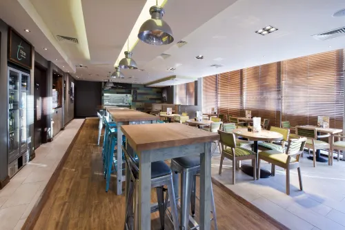 Premier Inn London Lewisham Dining Photos
