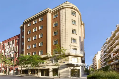 NH Madrid Balboa Exterior Photos