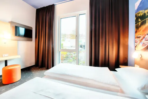 B&B HOTEL Kempten Phòng Photos
