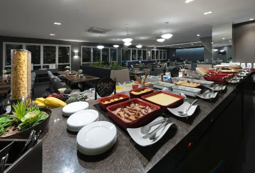 Comfort Suites Flamboyant Goiânia Restauration Photos