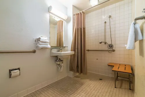 Motel 6 Palm Springs, CA - East - Palm Canyon Camere Photos