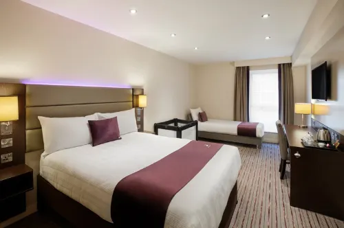 Premier Inn Durham City Centre (Walkergate) Huoneet Photos
