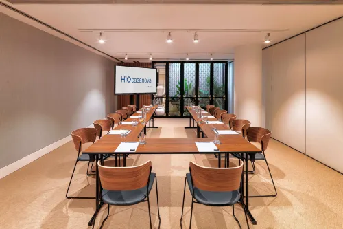 H10 Casanova Business Photos