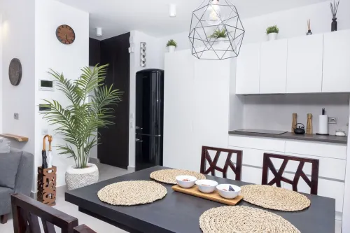 Elisabeth Downtown Apartments by UrbanRent Photos