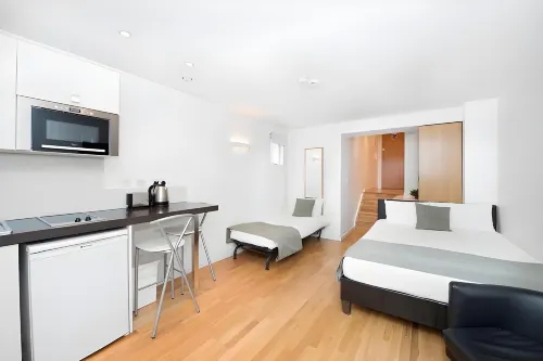 Hyde Park Executive Apartments Photos