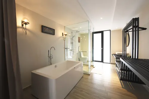 38PC Boutique Hotel Photos