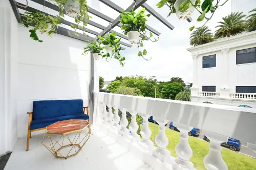 Khách sạn Arina Luxury - Vincom Tay Ninh Xung quanh Photos