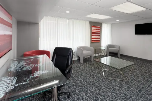 Ramada by Wyndham Milwaukee Espaces Affaires Photos
