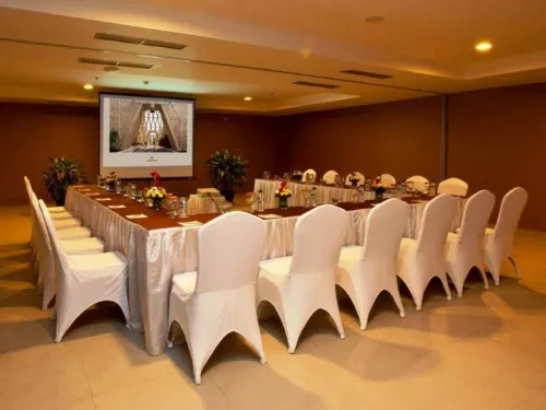 Ananta Legian Hotel Dining Photos