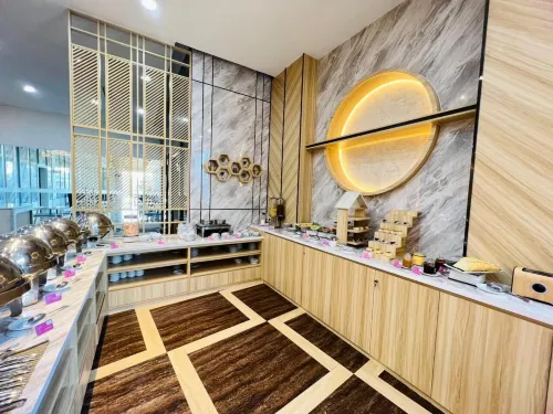 The Belagri Hotel & Convention Makanan Photos