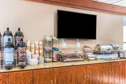 Comfort Inn Shady Grove - Gaithersburg - Rockville Restauration Photos
