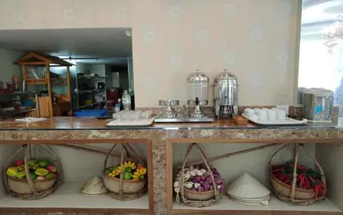 An Hotel Restauration Photos