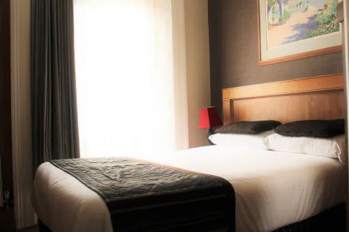 Huttons Hotel, Central London Photos