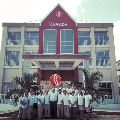Ramada by Wyndham Tikal Isla de Flores Exterior Photos